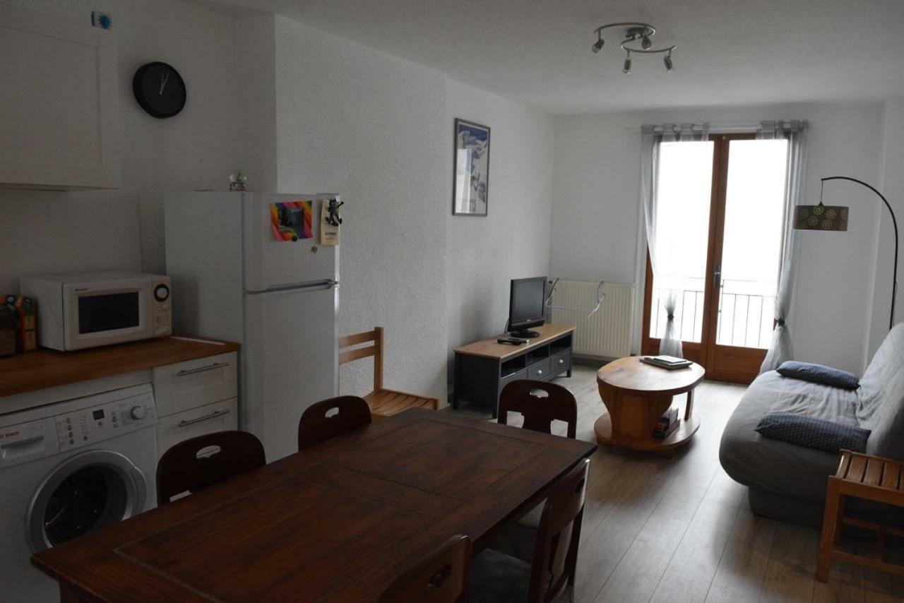 T3 3 Etoiles Hyper Centre Luchon Apartment Bagneres-de-Luchon Ngoại thất bức ảnh